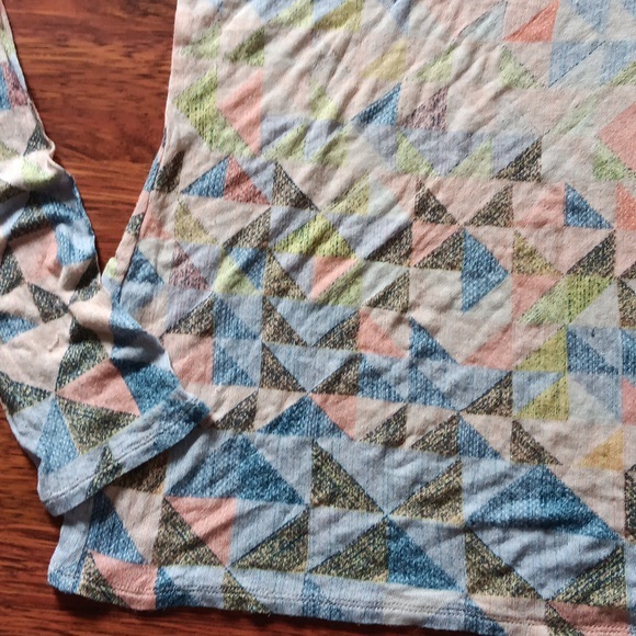 BCBG top - Picture 2 of 7